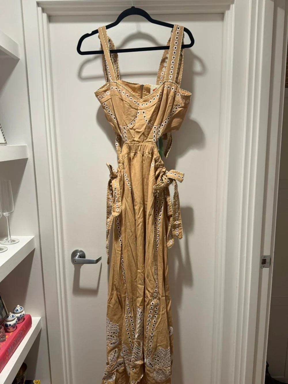 NWT FARM RIO Sand Richelieu Sleeveless Midi Dress, Size M - Picture 4 of 6